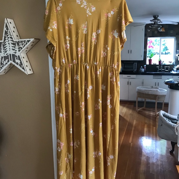 Aviv & Viv yellow floral dress - Picture 4 of 4